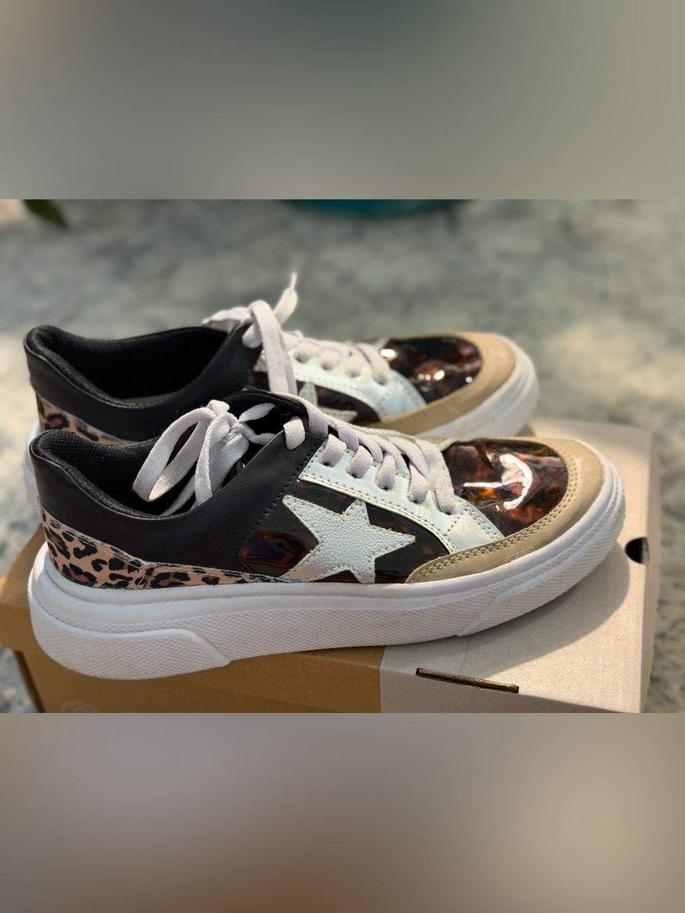 MKS Star Sneakers sz 9
